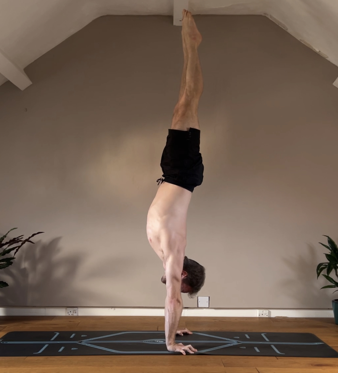 How to: Crow Press Handstand | Yoga with Katrina - YouTube