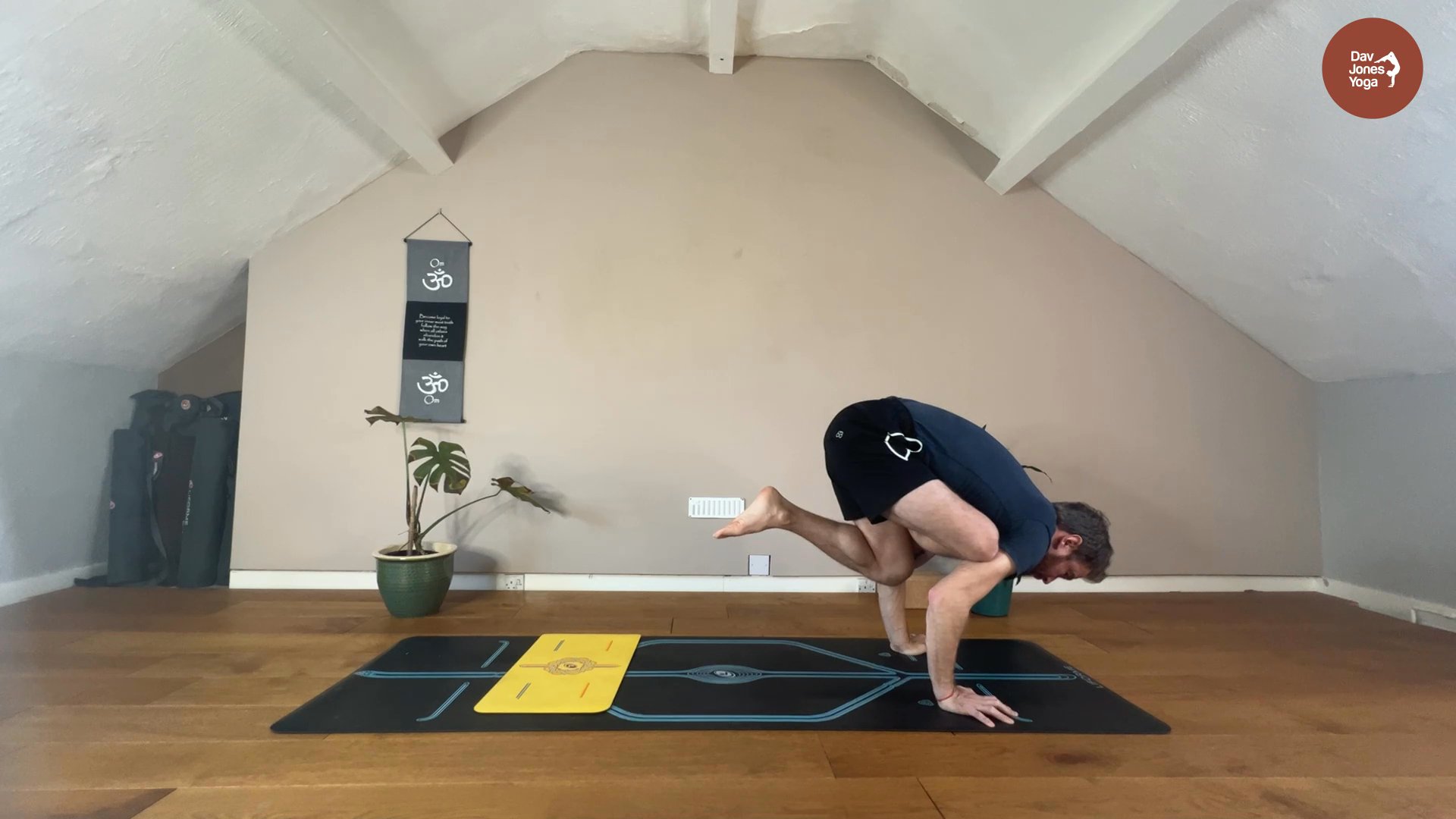 Flying Pigeon Pose Class