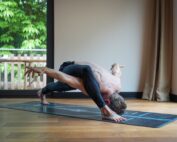 Lizard Pose (Utthan Pristhasana)