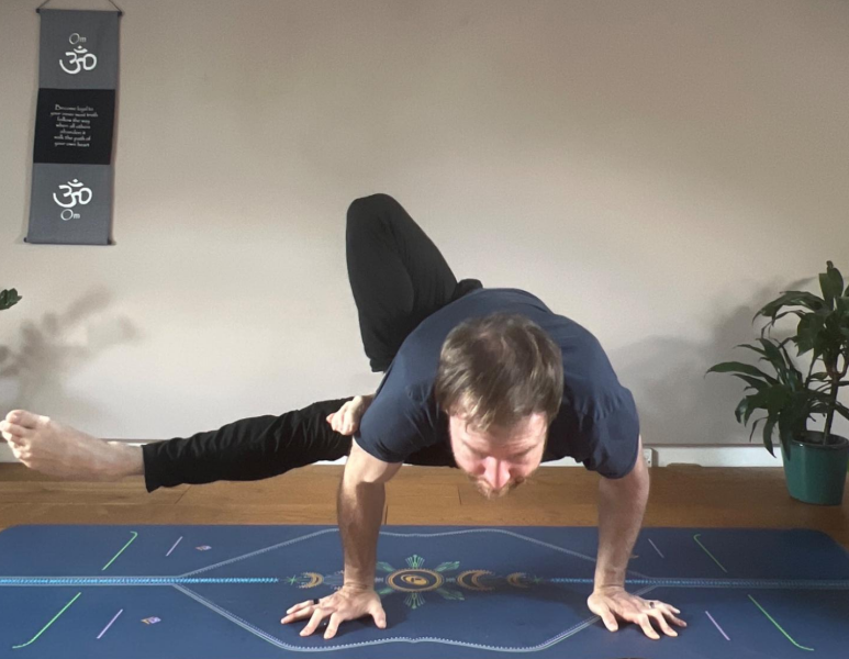 Extend Leg and Balance Extend Leg and Balance