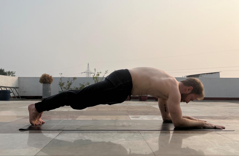 Forearm Plank with Hollow Body Activation Forearm Plank with Hollow Body Activation
