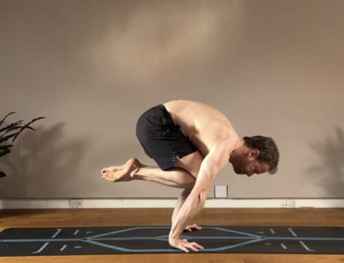 How to Practice Lolasana (Pendant Pose) with Strength and Control