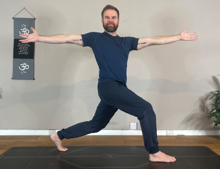 Twisted High Lunge (Parivritta Alanasana)